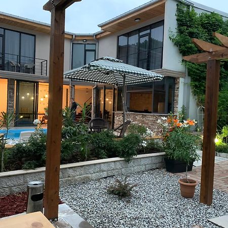 Guest House Smile Kobuleti Exterior photo