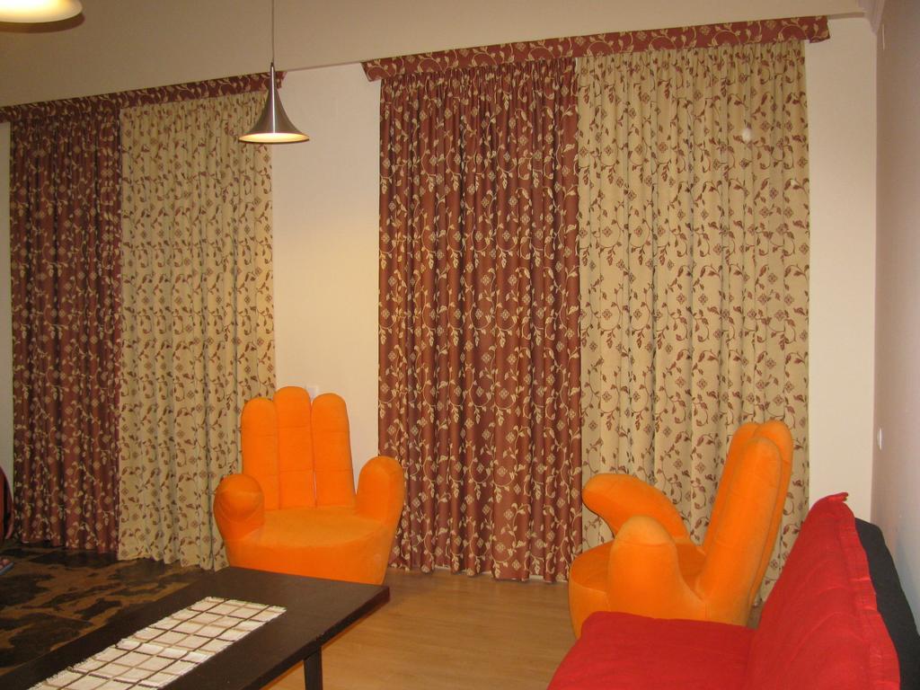 Guest House Smile Kobuleti Exterior photo