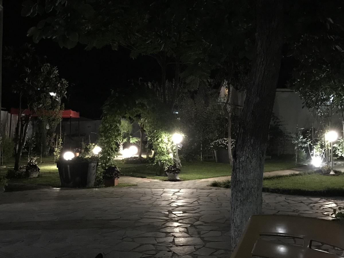 Guest House Smile Kobuleti Exterior photo